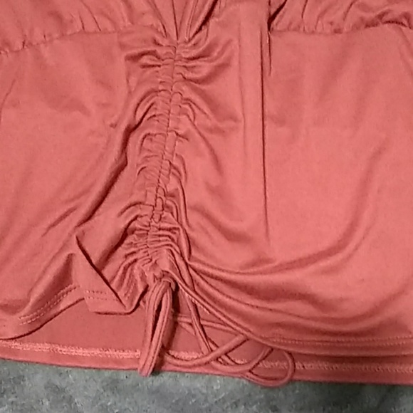 Ruffle Sleeve Ruched Top - Picture 4 of 4